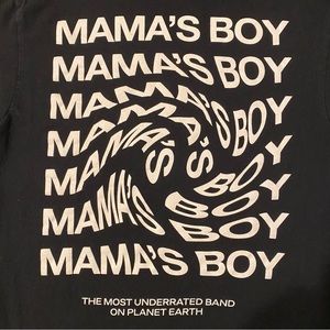 Black LANY Mama’s Boy album t-shirt in size small